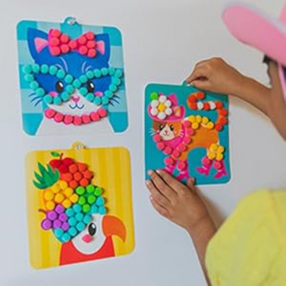 Crafty Pom Pom Kit – Το Σετ για Αφράτη Δημιουργία