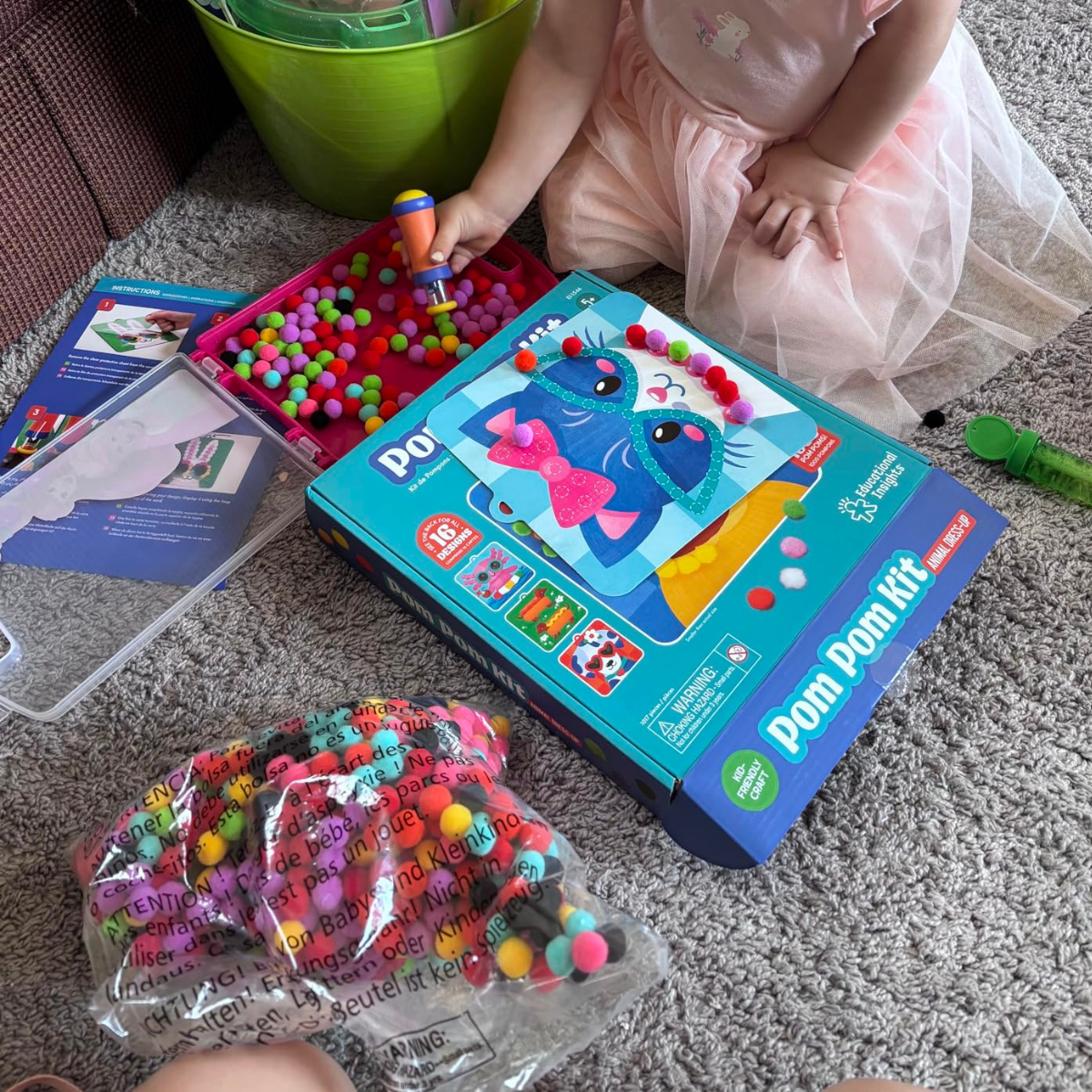 Crafty Pom Pom Kit – Το Σετ για Αφράτη Δημιουργία