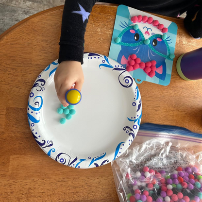 Crafty Pom Pom Kit – Το Σετ για Αφράτη Δημιουργία