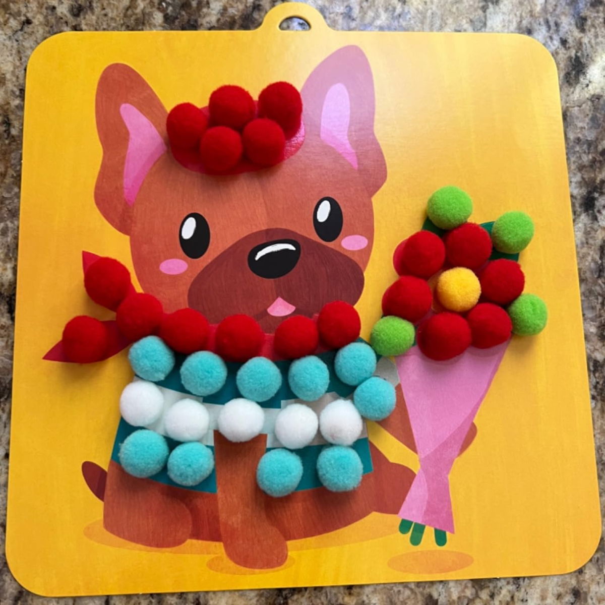 Crafty Pom Pom Kit – Το Σετ για Αφράτη Δημιουργία