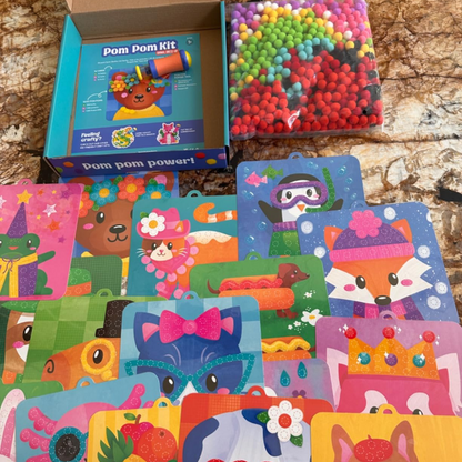 Crafty Pom Pom Kit – Το Σετ για Αφράτη Δημιουργία