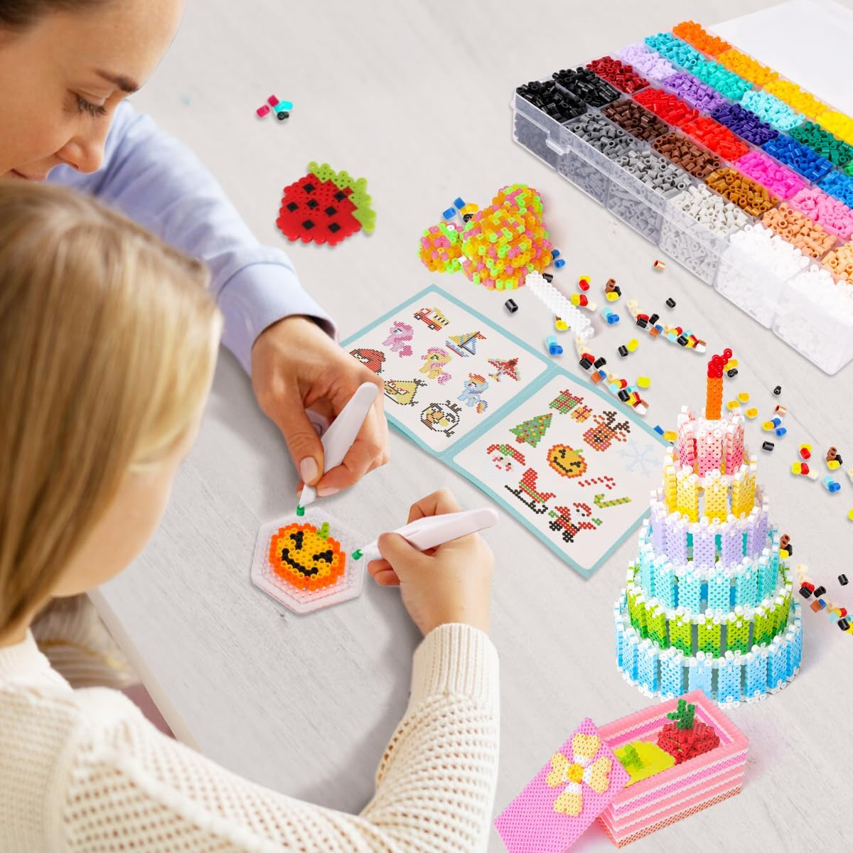 Meland Fuse Beads Kit – 11.000 Χάντρες σε 36 Χρώματα | Περιλαμβάνει Πίνακες, Αξεσουάρ & Οδηγίες (Ηλικίες 5+)